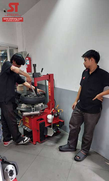 บริษัท มอเตอร์ไซค์ฝั่งธน จำกัด กรุงเทพฯ 3
